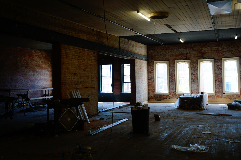 The Historical Restoration of an Iowa Town Using Dry Ice Cleaning - Painted brick